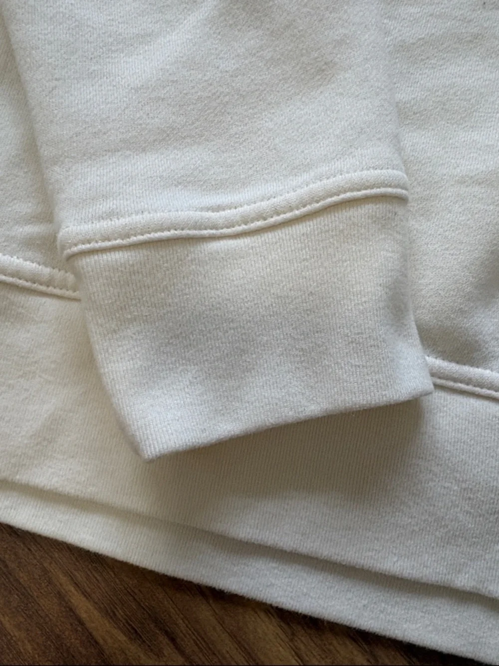 L.L. Bean Women’s Cream Crewneck Sweatshirt with Dark Green Logo Size L - Picture 3 of 7